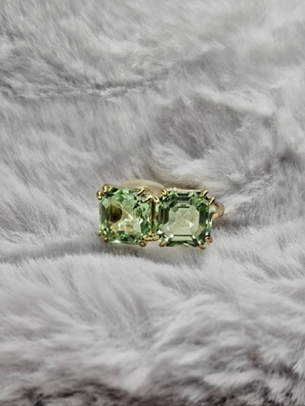 NEW Swarovski Emerald Green Crystal Earring with Gold Accents Earcuff Luxury